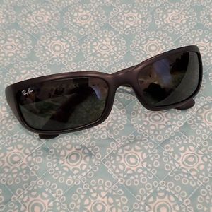 Ray Ban Matte Black 4037